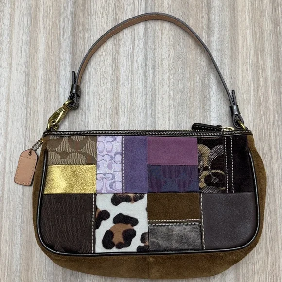 Vintage Coach Holiday Patchwork Demi Bag # 7071 from 2005 like new - Picture 4 of 8